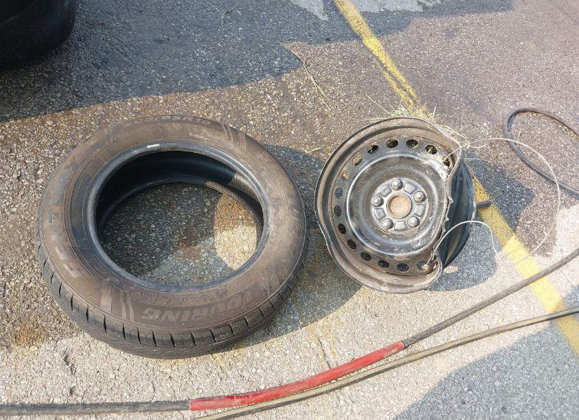 Photo 12 of 2012 Toyota Camry L (VIN 4T1BF1FK2CU628642)