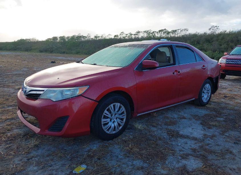 Photo 2 of 2012 Toyota Camry LE (VIN 4T1BF1FK2CU635686)