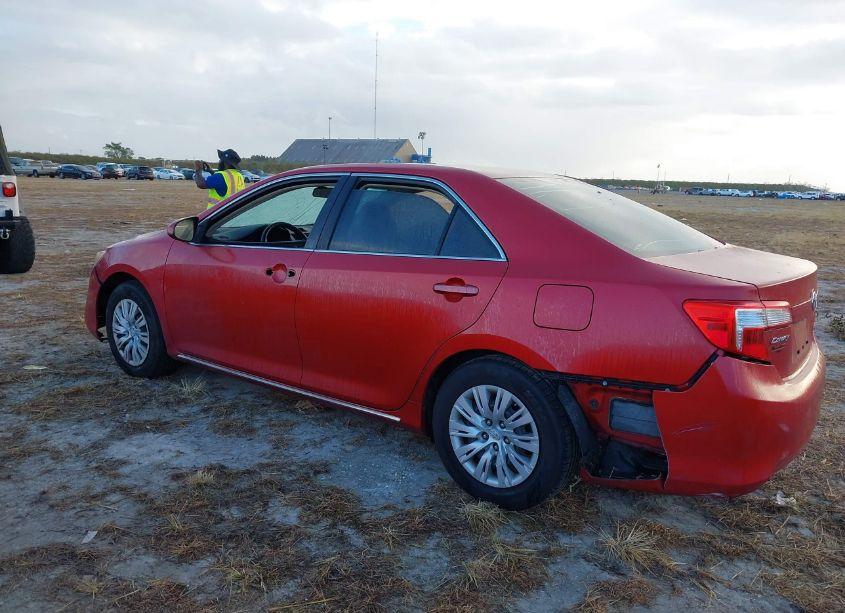 Photo 3 of 2012 Toyota Camry LE (VIN 4T1BF1FK2CU635686)