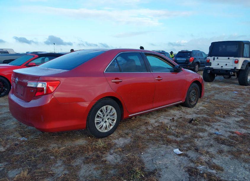 Photo 4 of 2012 Toyota Camry LE (VIN 4T1BF1FK2CU635686)