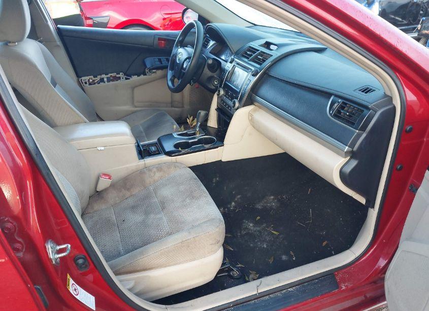 Photo 5 of 2012 Toyota Camry LE (VIN 4T1BF1FK2CU635686)