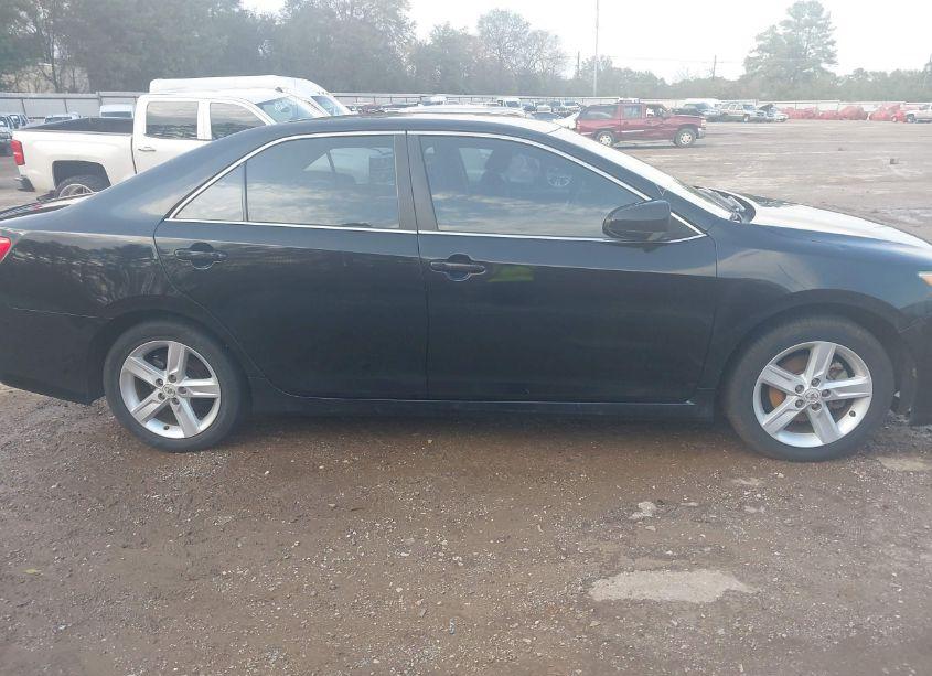 Photo 13 of 2013 Toyota Camry SE (VIN 4T1BF1FK2DU206792)