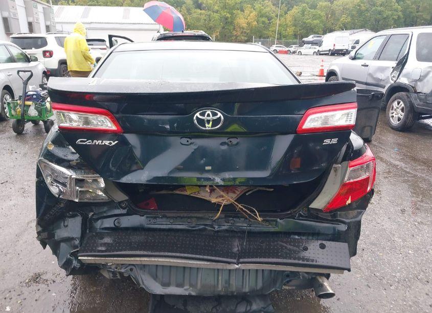 Photo 17 of 2013 Toyota Camry SE (VIN 4T1BF1FK2DU214469)