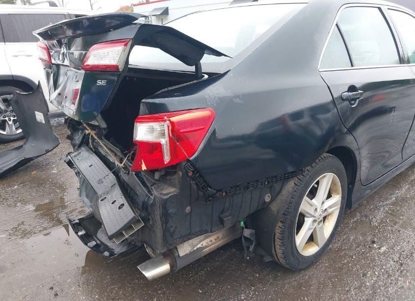 Photo 19 of 2013 Toyota Camry SE (VIN 4T1BF1FK2DU214469)