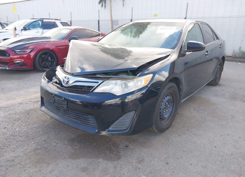 Photo 2 of 2013 Toyota Camry LE (VIN 4T1BF1FK2DU219137)