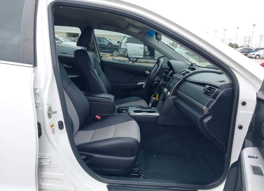 Photo 5 of 2013 Toyota Camry SE (VIN 4T1BF1FK2DU228839)