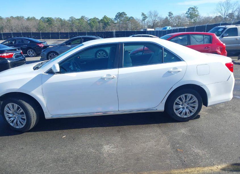 Photo 14 of 2013 Toyota Camry LE (VIN 4T1BF1FK2DU231885)