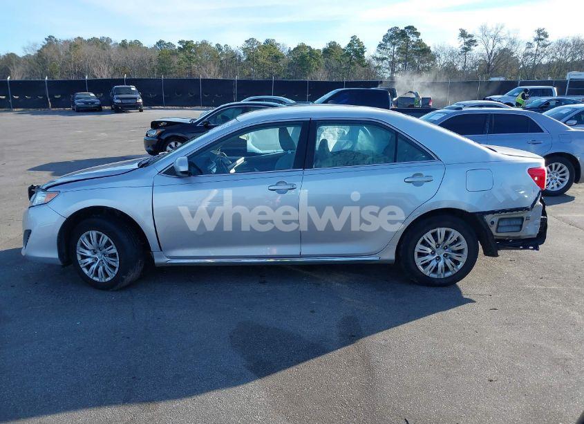 Photo 14 of 2013 Toyota Camry LE (VIN 4T1BF1FK2DU244426)