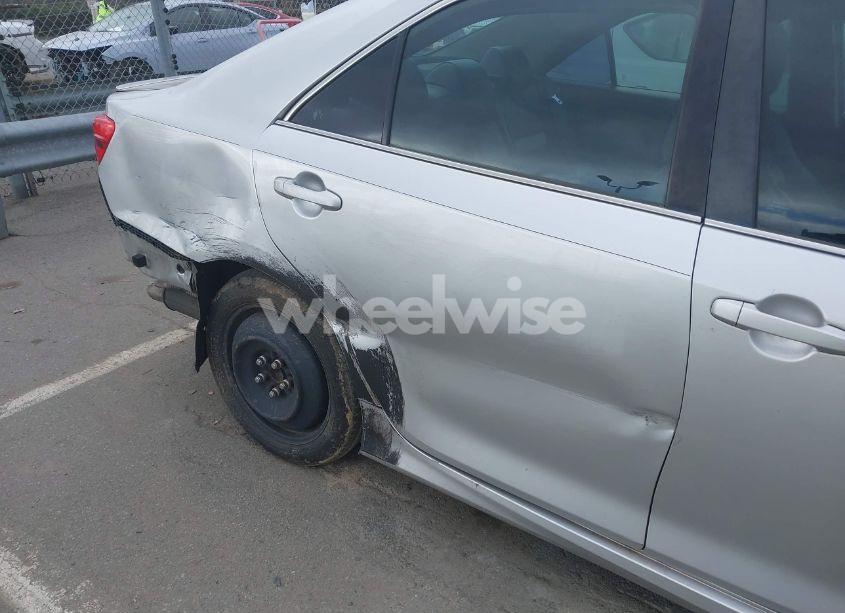 Photo 18 of 2013 Toyota Camry SE (VIN 4T1BF1FK2DU253434)