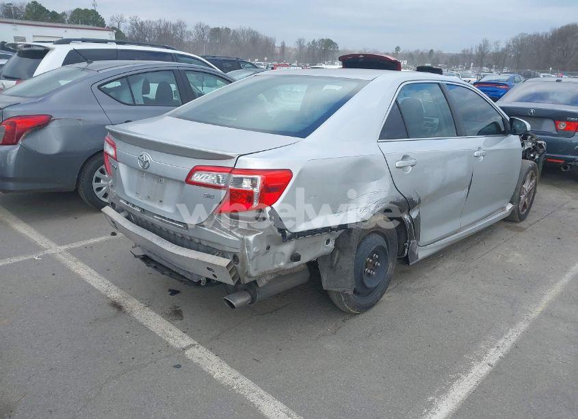 Photo 4 of 2013 Toyota Camry SE (VIN 4T1BF1FK2DU253434)