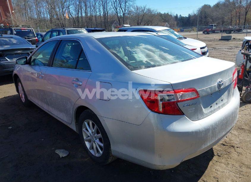 Photo 3 of 2013 Toyota Camry LE (VIN 4T1BF1FK2DU258794)