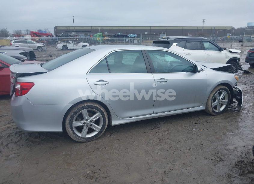 Photo 13 of 2013 Toyota Camry SE (VIN 4T1BF1FK2DU266152)