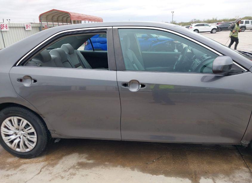 Photo 14 of 2013 Toyota Camry LE (VIN 4T1BF1FK2DU274297)