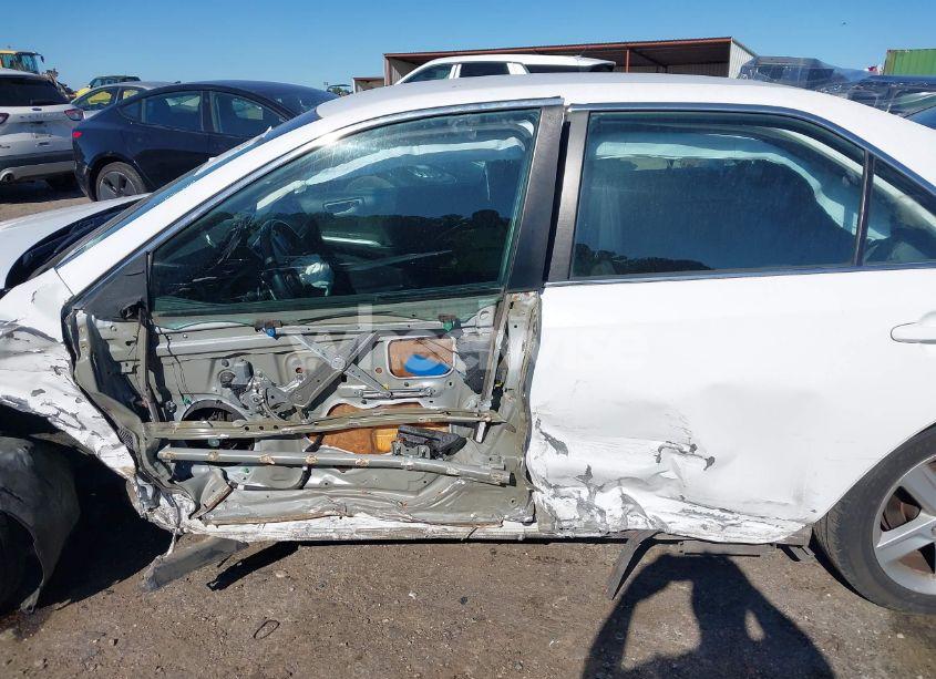 Photo 14 of 2013 Toyota Camry SE (VIN 4T1BF1FK2DU275529)