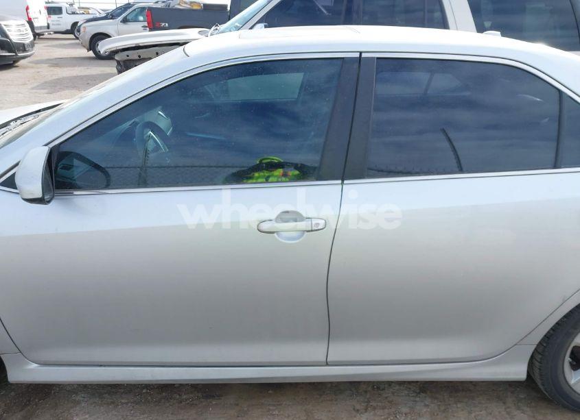 Photo 14 of 2013 Toyota Camry SE (VIN 4T1BF1FK2DU280911)