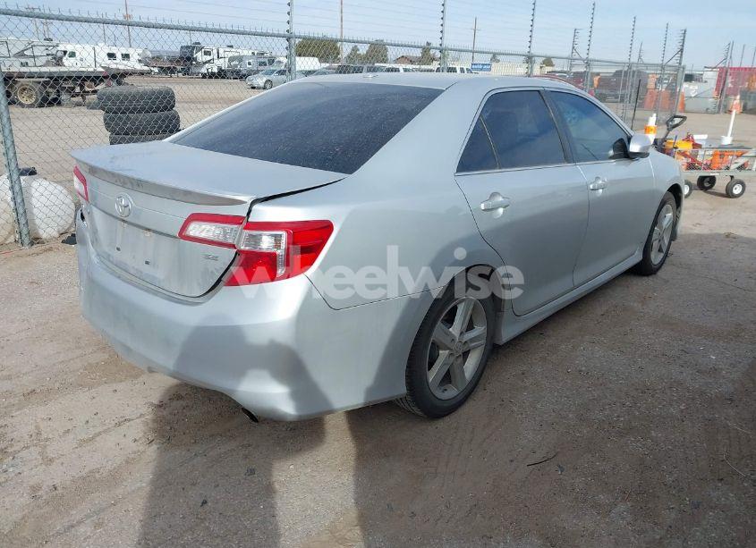 Photo 4 of 2013 Toyota Camry SE (VIN 4T1BF1FK2DU280911)