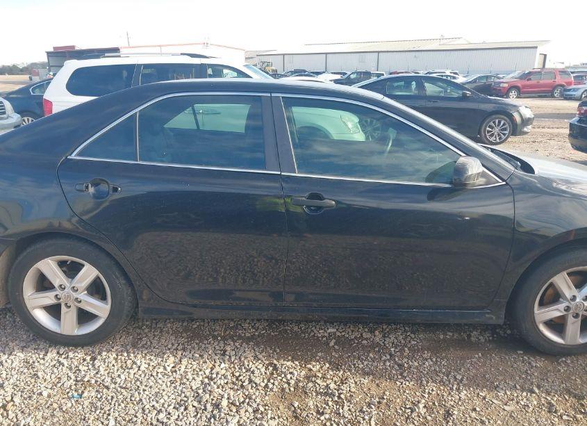 Photo 14 of 2013 Toyota Camry SE (VIN 4T1BF1FK2DU282576)