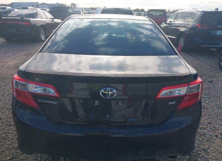 Photo 17 of 2013 Toyota Camry SE (VIN 4T1BF1FK2DU282576)