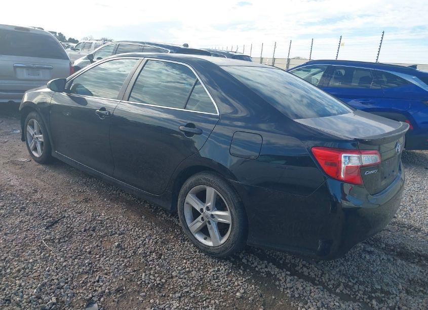 Photo 3 of 2013 Toyota Camry SE (VIN 4T1BF1FK2DU282576)