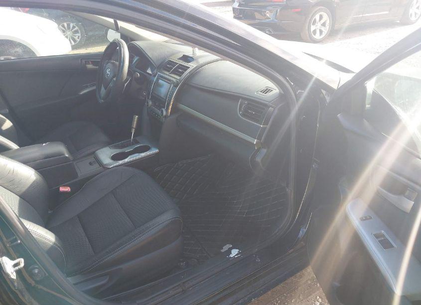 Photo 5 of 2013 Toyota Camry SE (VIN 4T1BF1FK2DU282576)