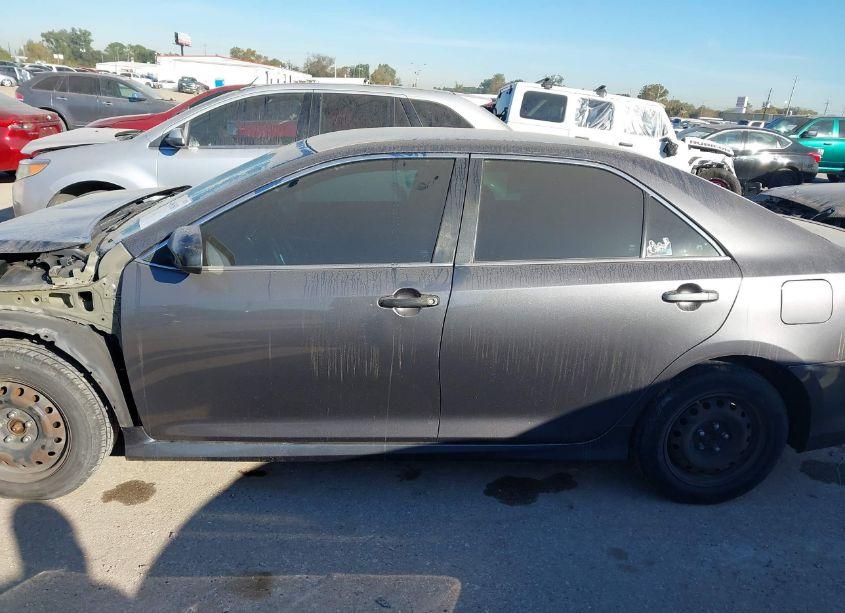 Photo 15 of 2013 Toyota Camry SE (VIN 4T1BF1FK2DU296185)