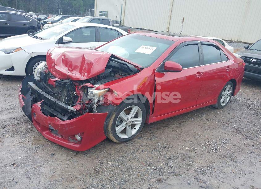 Photo 2 of 2013 Toyota Camry SE (VIN 4T1BF1FK2DU638234)