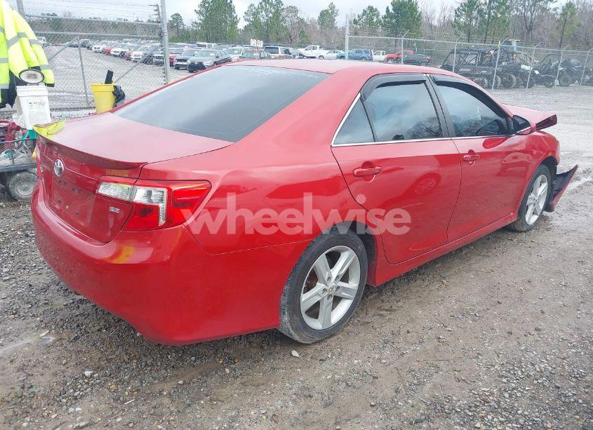 Photo 4 of 2013 Toyota Camry SE (VIN 4T1BF1FK2DU638234)