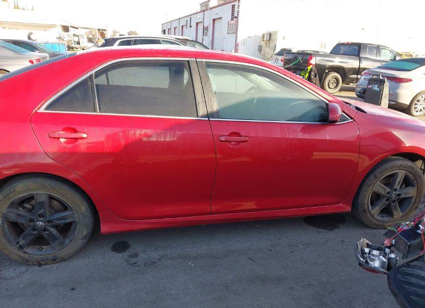 Photo 14 of 2013 Toyota Camry SE (VIN 4T1BF1FK2DU649749)