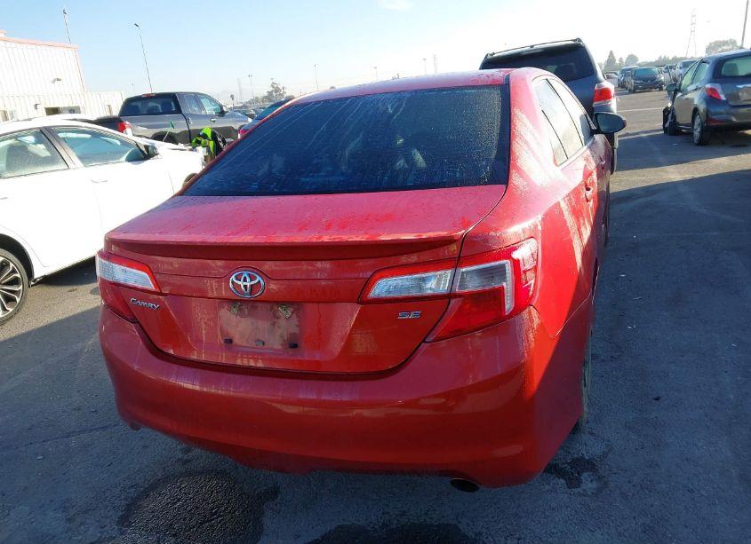 Photo 17 of 2013 Toyota Camry SE (VIN 4T1BF1FK2DU649749)