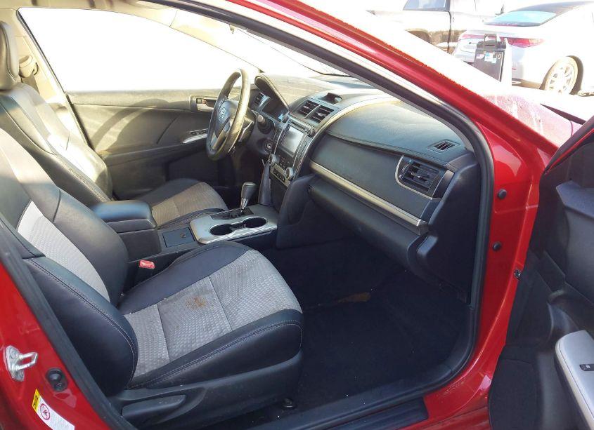 Photo 5 of 2013 Toyota Camry SE (VIN 4T1BF1FK2DU649749)