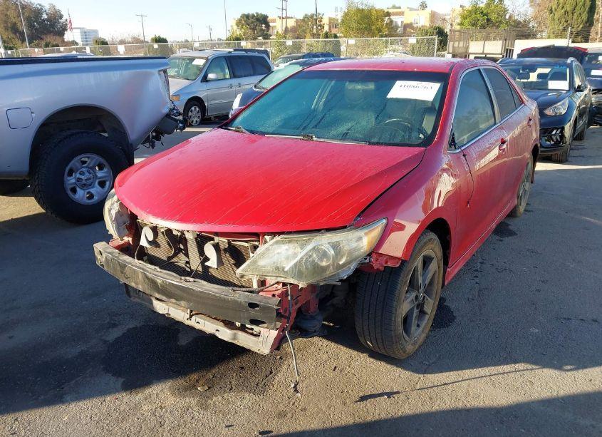 Photo 6 of 2013 Toyota Camry SE (VIN 4T1BF1FK2DU649749)