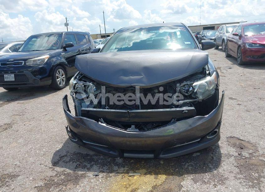 Photo 12 of 2013 Toyota Camry SE (VIN 4T1BF1FK2DU683772)