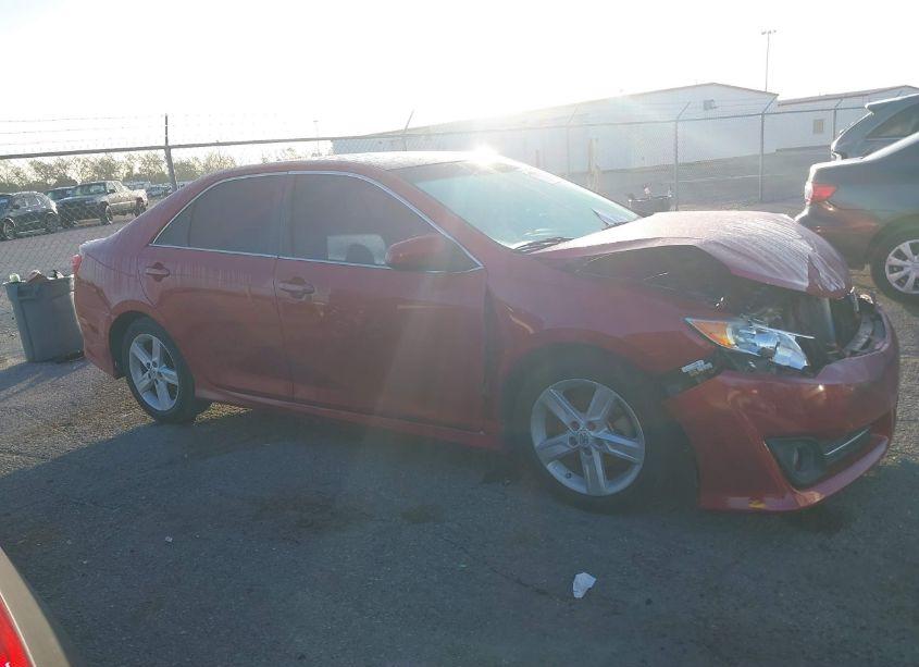 Photo 13 of 2013 Toyota Camry SE (VIN 4T1BF1FK2DU694173)