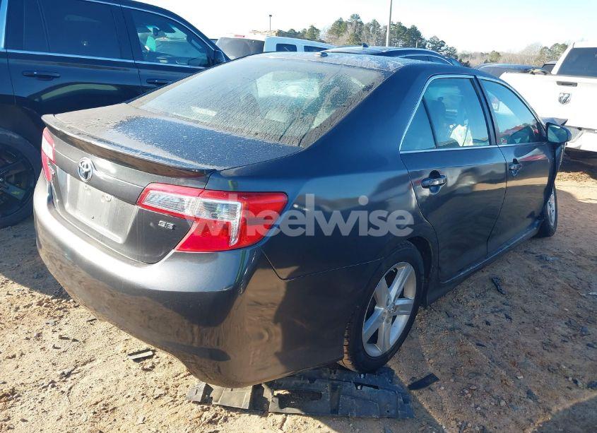 Photo 4 of 2013 Toyota Camry SE (VIN 4T1BF1FK2DU707472)