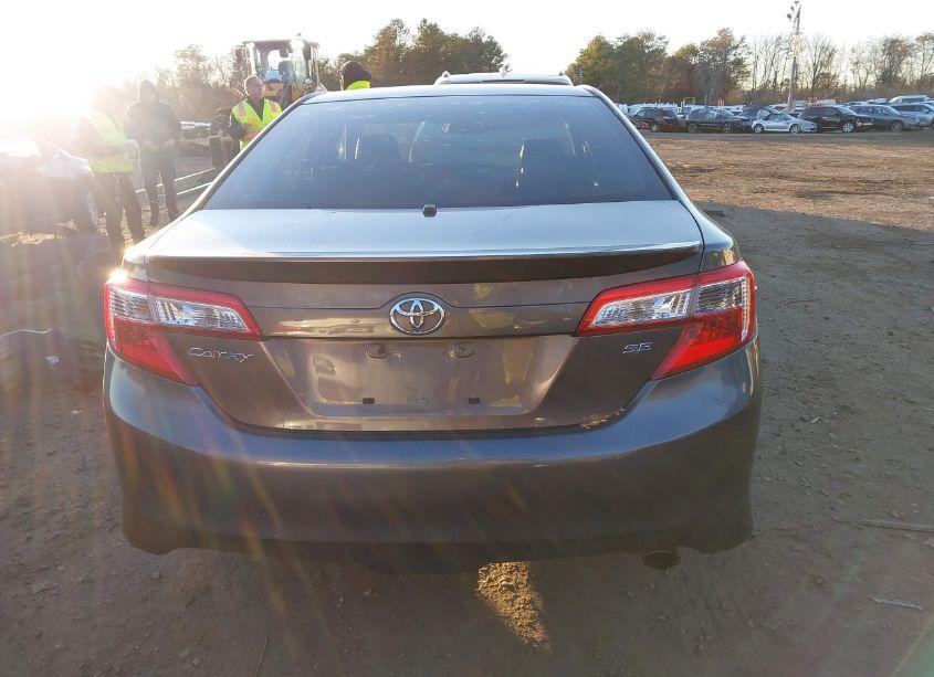 Photo 17 of 2013 Toyota Camry SE (VIN 4T1BF1FK2DU709965)