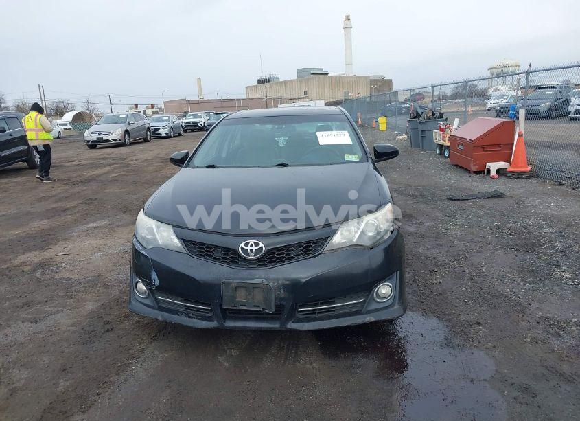 Photo 12 of 2013 Toyota Camry SE (VIN 4T1BF1FK2DU714115)