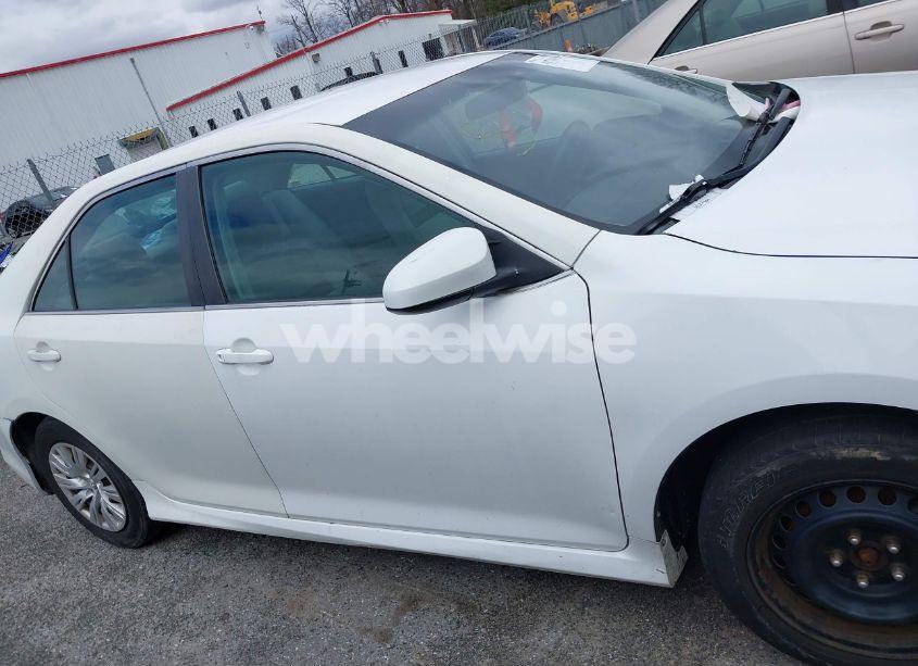 Photo 13 of 2013 Toyota Camry L (VIN 4T1BF1FK2DU714485)