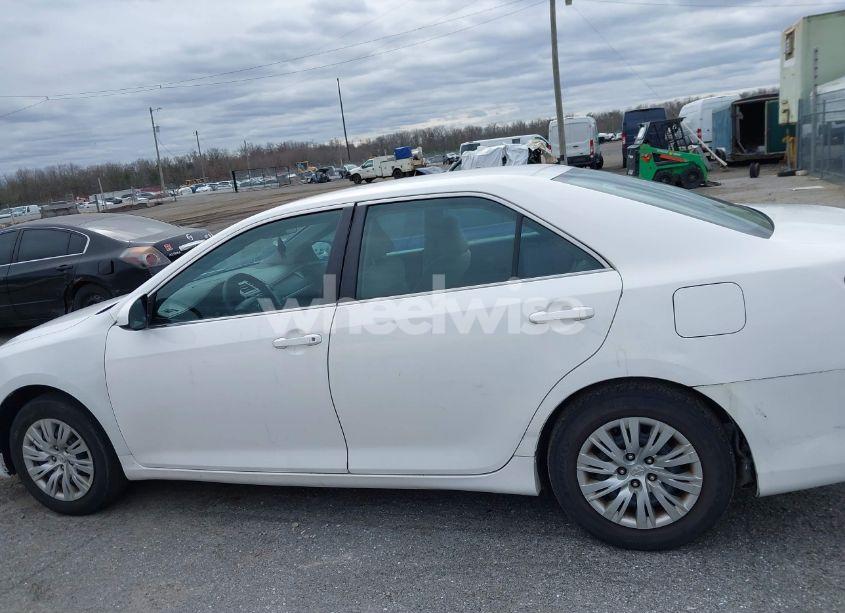 Photo 14 of 2013 Toyota Camry L (VIN 4T1BF1FK2DU714485)