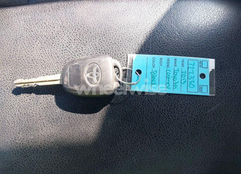 Photo 11 of 2013 Toyota Camry SE (VIN 4T1BF1FK2DU722330)