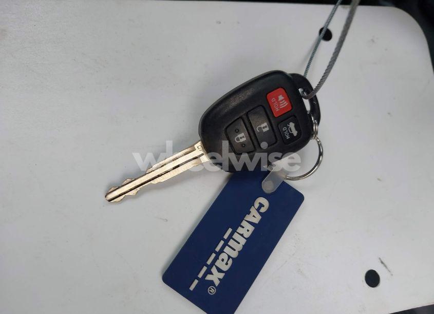 Photo 11 of 2014 Toyota Camry SE (VIN 4T1BF1FK2EU321748)