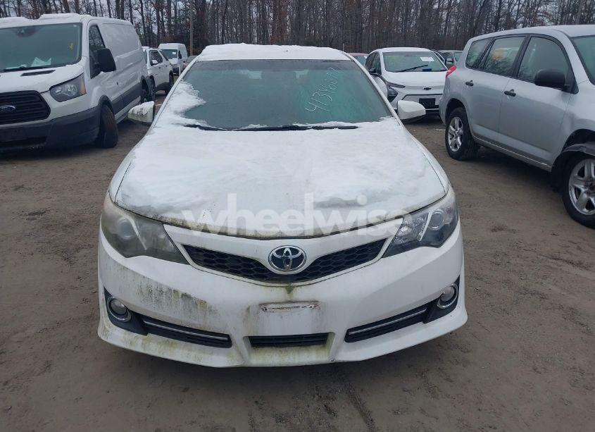 Photo 12 of 2014 Toyota Camry SE (VIN 4T1BF1FK2EU333706)