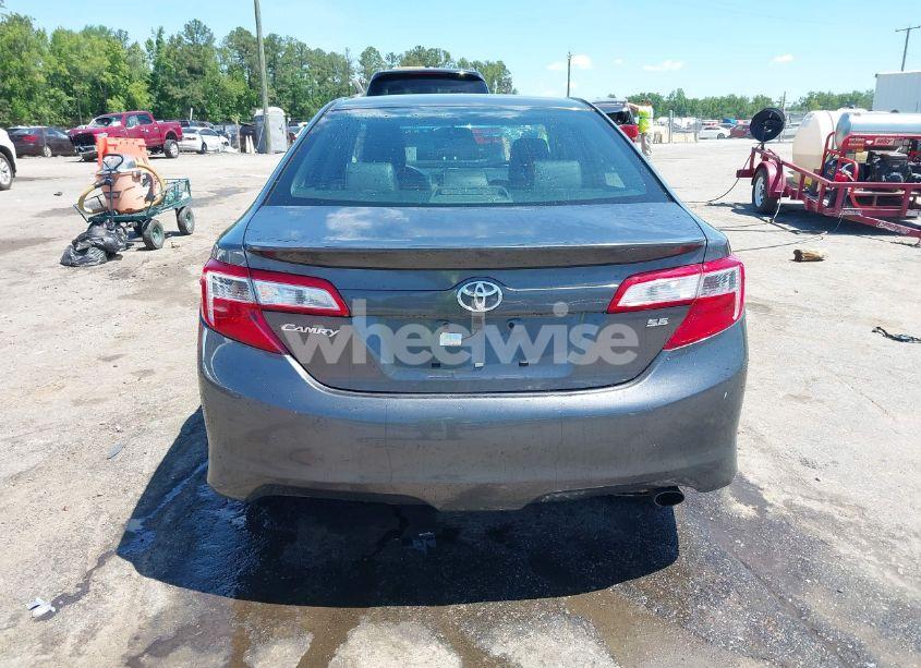 Photo 16 of 2014 Toyota Camry SE (VIN 4T1BF1FK2EU343071)