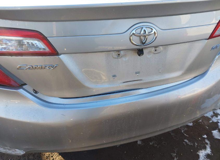 Photo 21 of 2014 Toyota Camry SE (VIN 4T1BF1FK2EU350232)