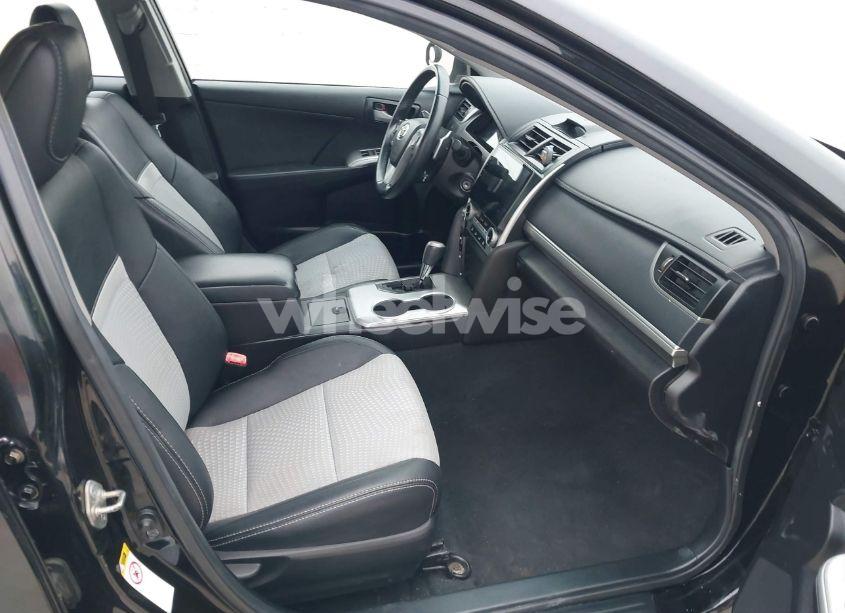 Photo 5 of 2014 Toyota Camry SE (VIN 4T1BF1FK2EU364101)