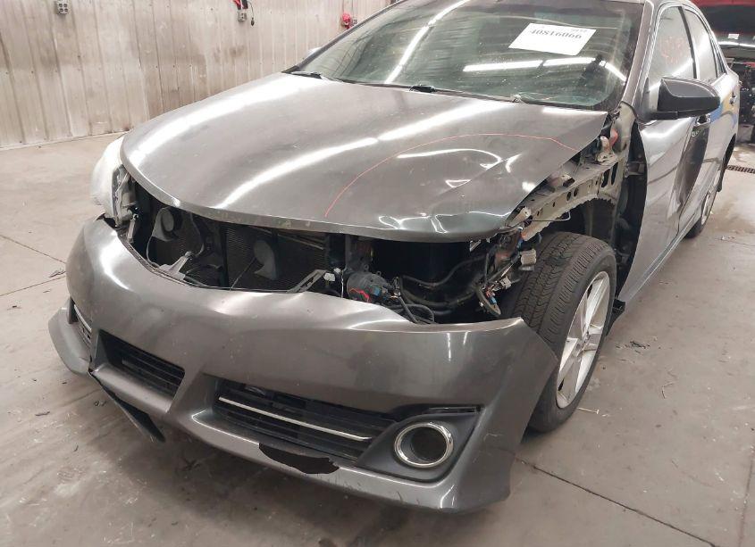 Photo 6 of 2014 Toyota Camry SE (VIN 4T1BF1FK2EU375194)