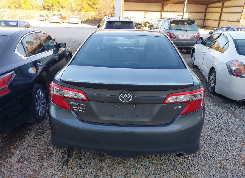 Photo 16 of 2014 Toyota Camry SE (VIN 4T1BF1FK2EU376684)
