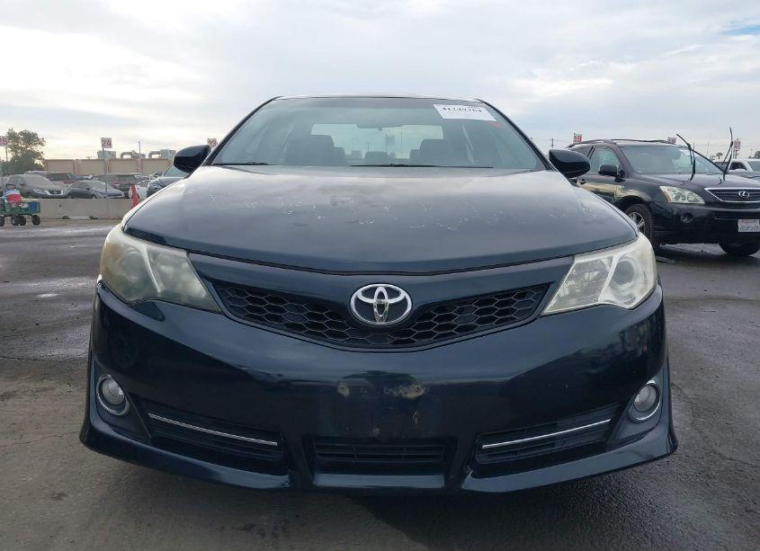 Photo 13 of 2014 Toyota Camry SE SPORT (VIN 4T1BF1FK2EU378600)