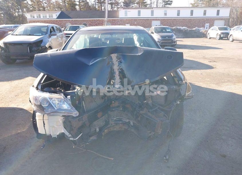 Photo 13 of 2014 Toyota Camry SE SPORT (VIN 4T1BF1FK2EU385742)