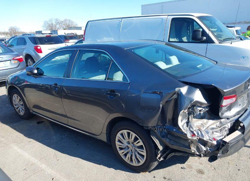 Photo 14 of 2014 Toyota Camry LE (VIN 4T1BF1FK2EU398622)