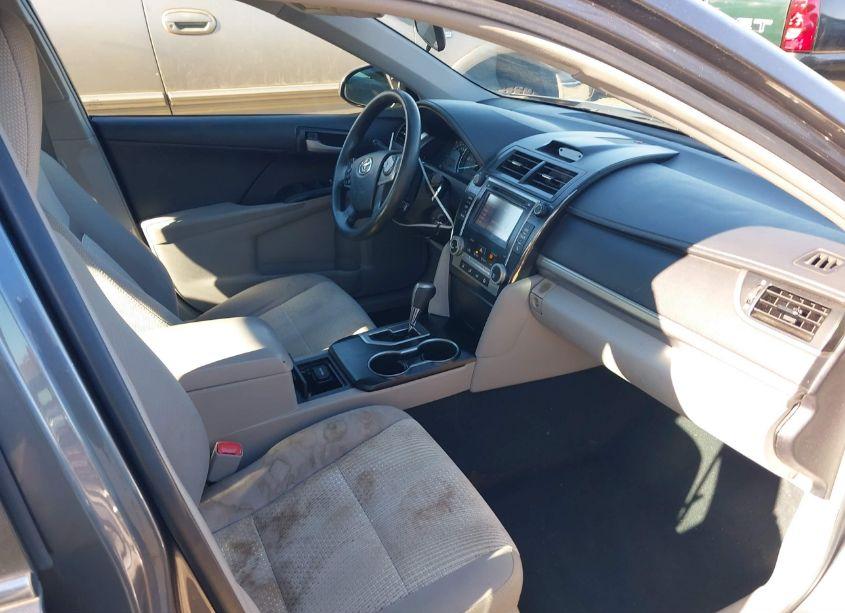 Photo 5 of 2014 Toyota Camry LE (VIN 4T1BF1FK2EU398622)